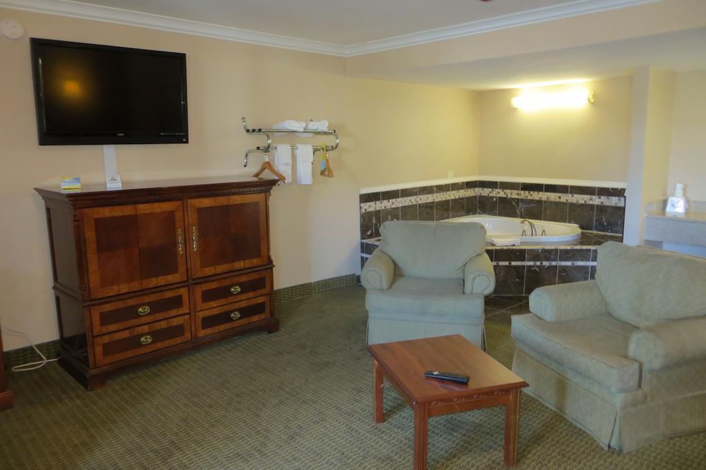 American Inn สต็อกตัน ภายนอก รูปภาพ