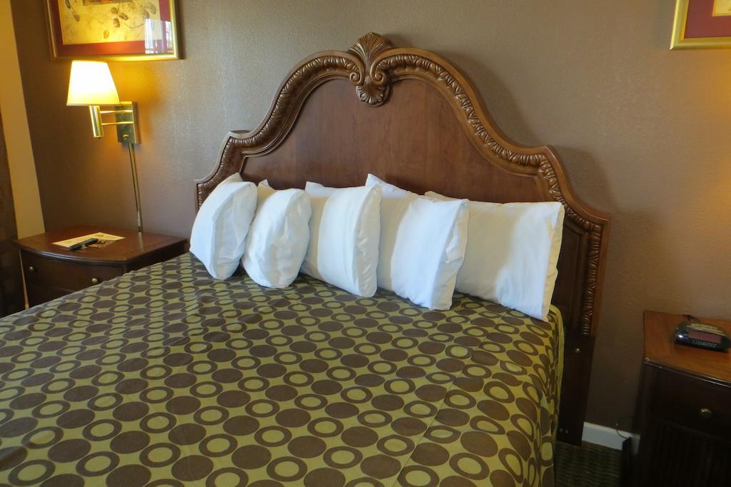 American Inn สต็อกตัน ภายนอก รูปภาพ