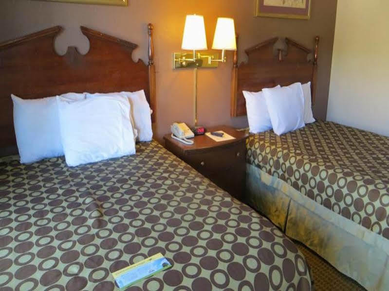 American Inn สต็อกตัน ภายนอก รูปภาพ